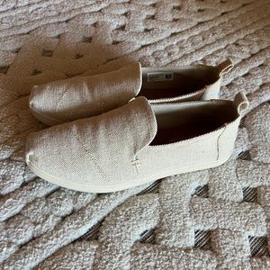 Toms Alpargata Beige Metallic size 7 Womens
